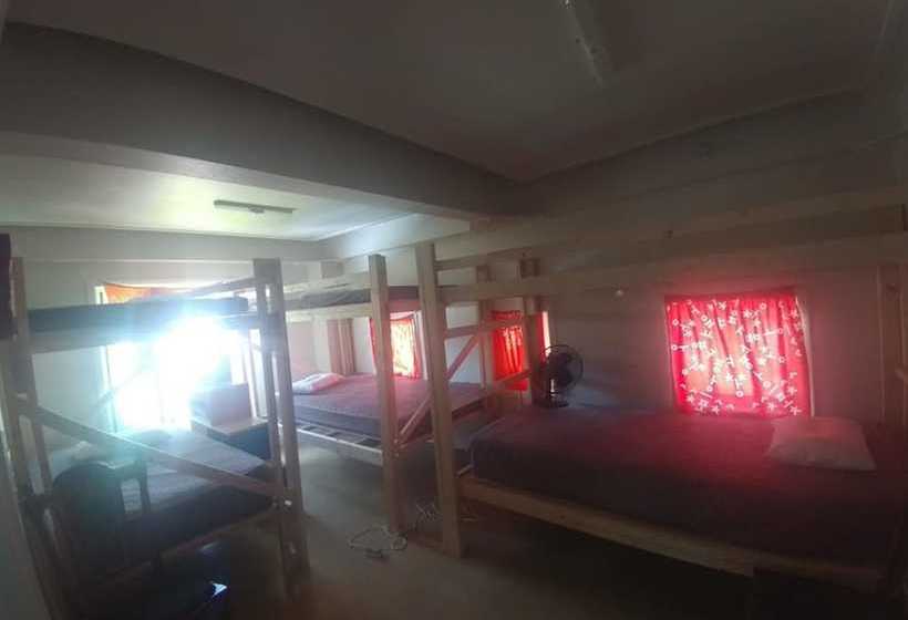 Redo Backpackers Hostel