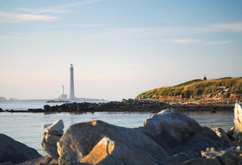 Общежитие Gîte Les Pingouins Du Phare