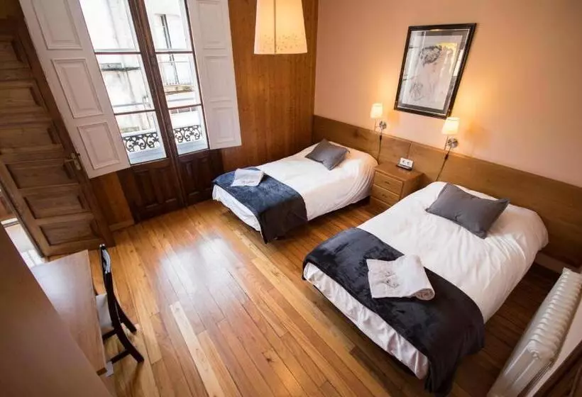 ペンション La Posada De La Casona De Sarria