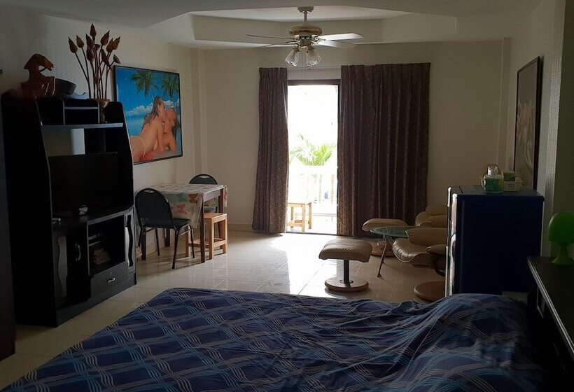 Pension Ons Moeder Restaurant & Guesthouse