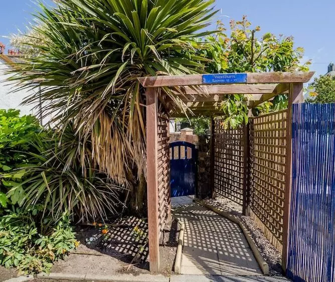 ホテル The Waterfront