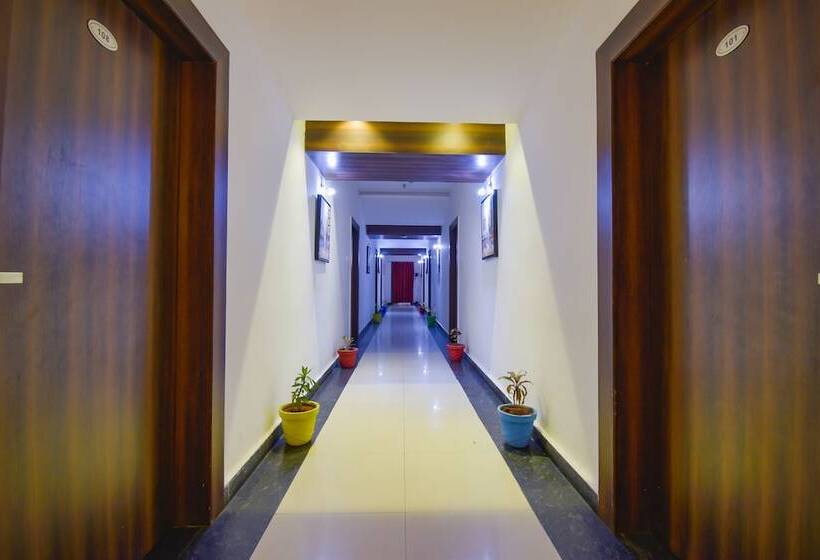 Fabhotel Pentagon Next   Bhubaneswar Railway Station