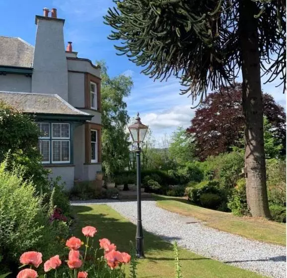 ペンション Woodcroft House