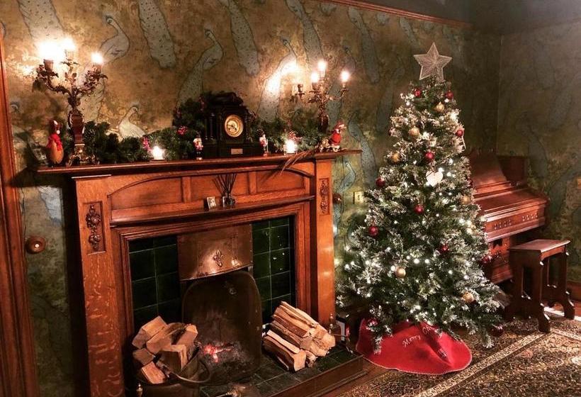 膳宿费 Woodcroft House