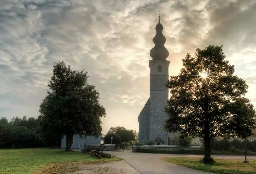 Retkeilymaja Gasthof Gruber