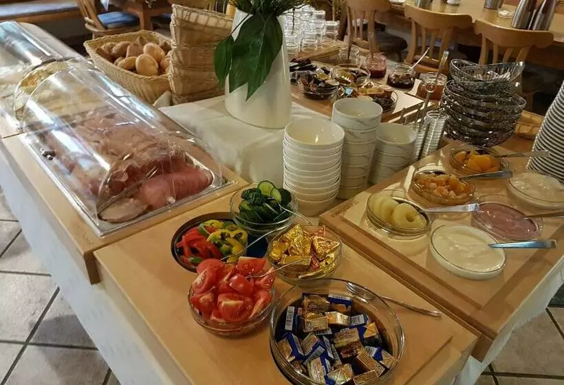 Retkeilymaja Gasthof Gruber