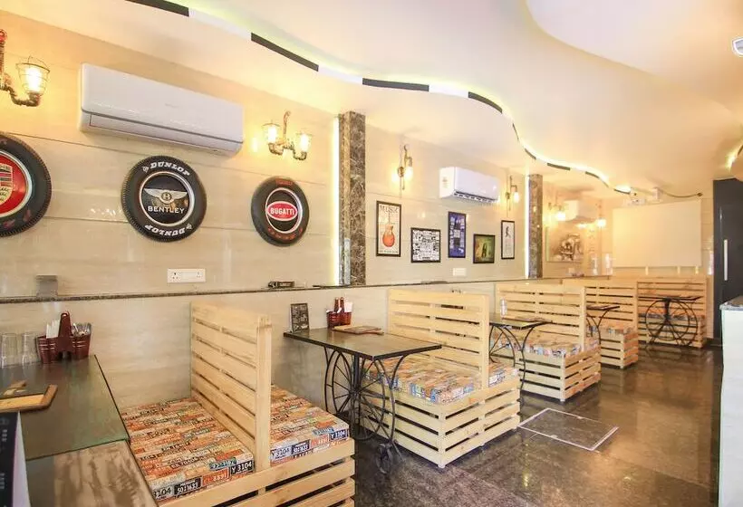 Fabhotel Solitaire Inn