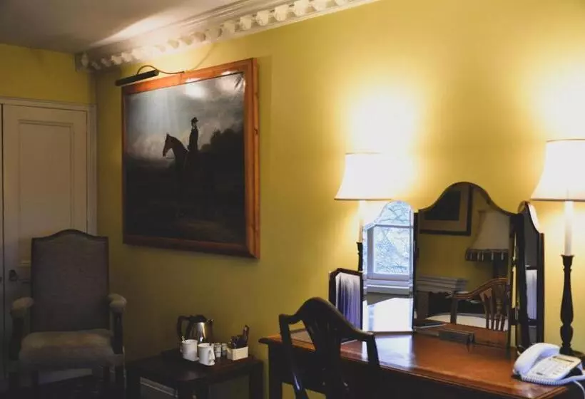 Hotelli Melbourne Lodge