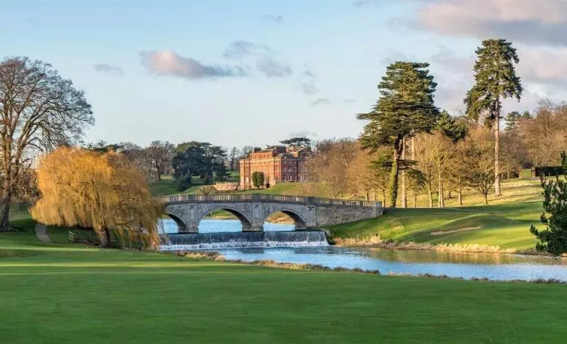 Hotelli Melbourne Lodge