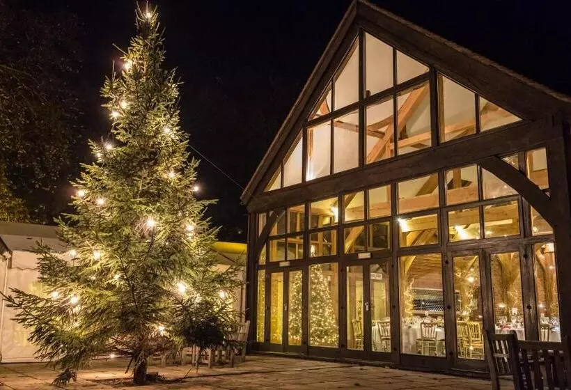 Hotelli Melbourne Lodge