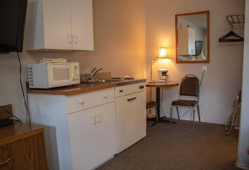 Motel Prairie Oasis Tourist Complex