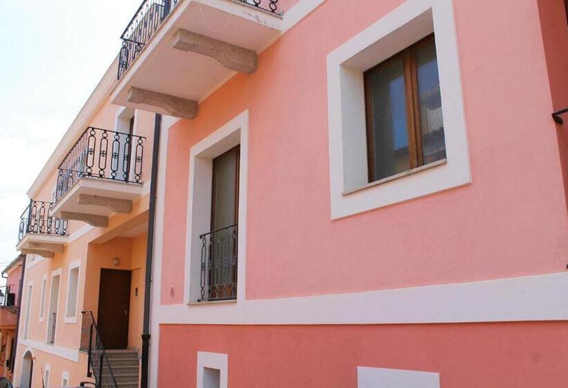 Ahr Leonis Residence La Maddalena