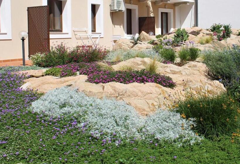 Ahr Leonis Residence La Maddalena