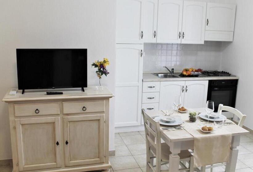 Ahr Leonis Residence La Maddalena