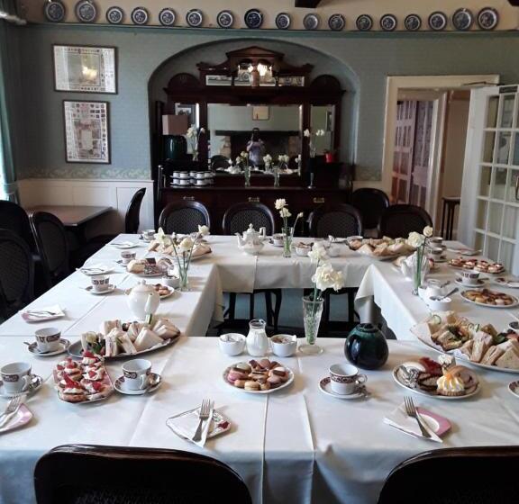 בית מלון כפרי Langport Arms