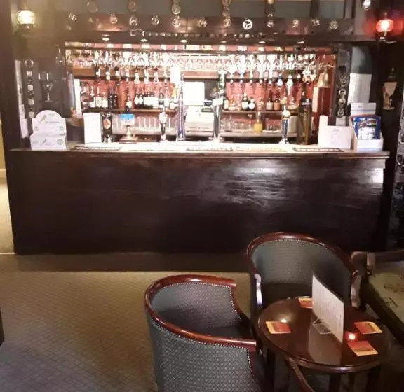 ホテル Langport Arms