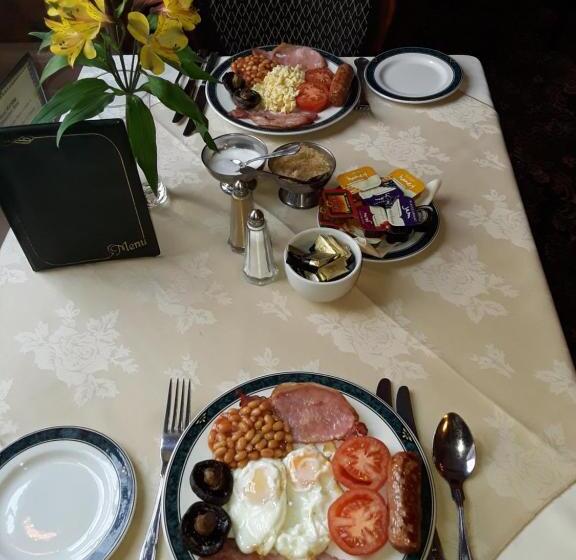 בית מלון כפרי Langport Arms