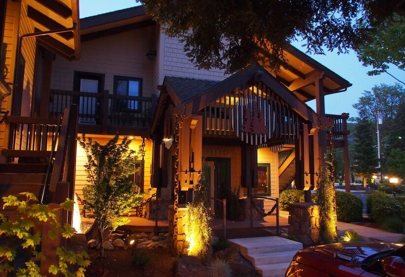 Motel Redwood Hyperion Suites