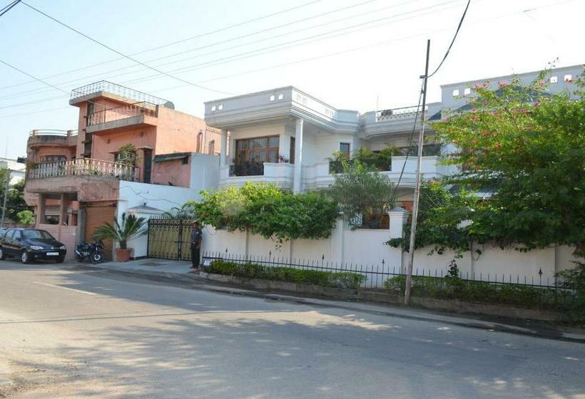 Bed and Breakfast Sandy S Homestay