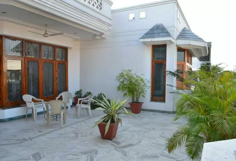 ベッドアンドブレックファースト Sandy S Homestay