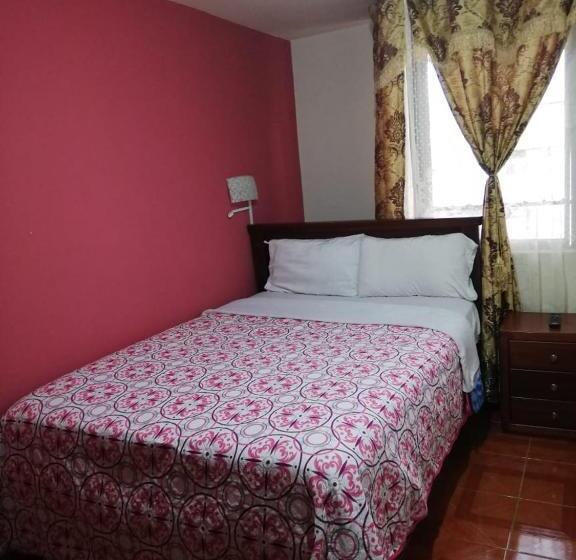 פנסיון Hostal Mariscal Sucre