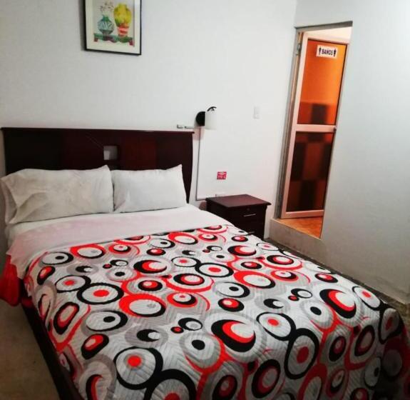 פנסיון Hostal Mariscal Sucre