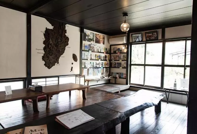 Majatalo Hostel Knot