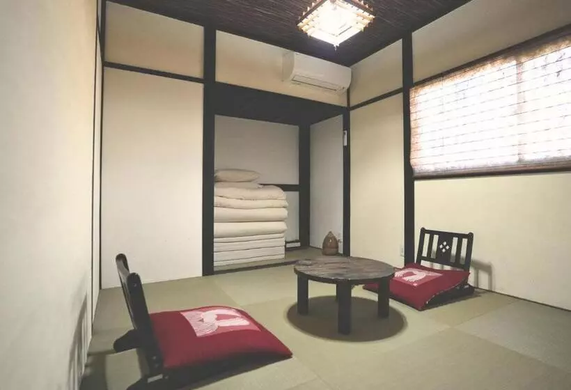 Majatalo Hostel Knot