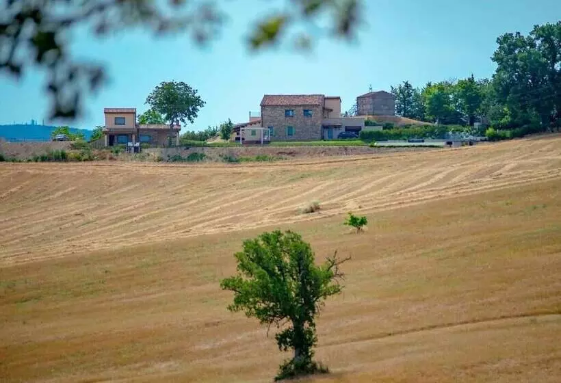 Aamiaismajoitus (B&B) Serre Alte Landscape Luxury Rooms