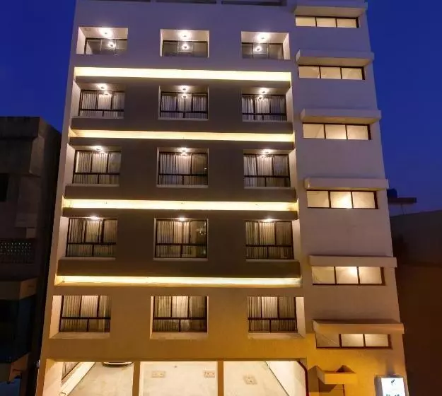 Hotel Classic Mid Town