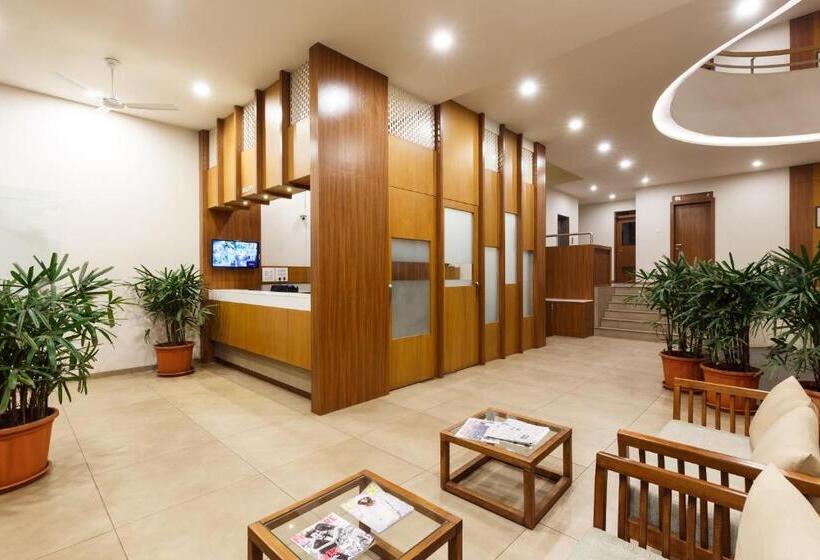 ホテル Classic Mid Town