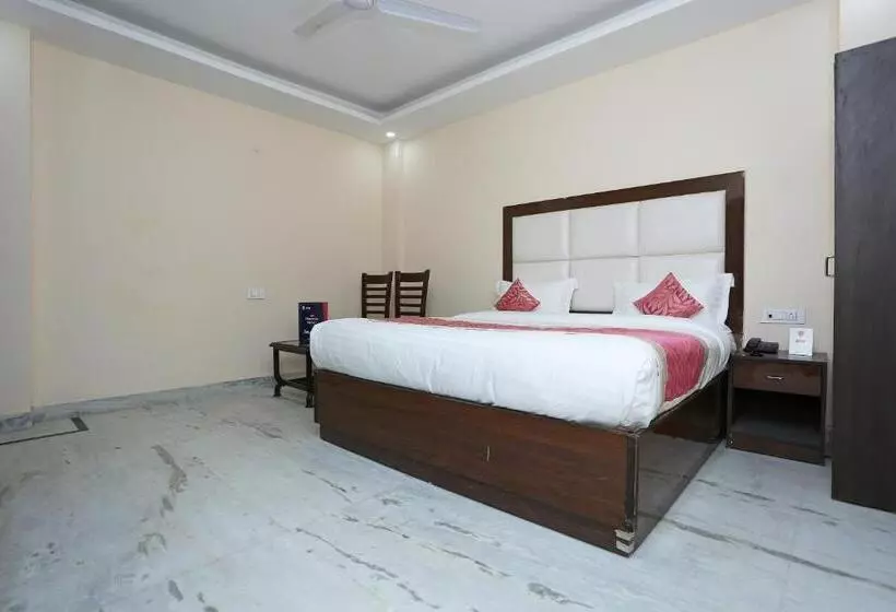 Hotelli Oyo 10557 Modesty Le Mount
