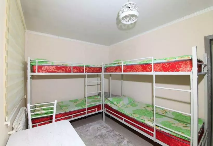 پانسیون Nomads Home