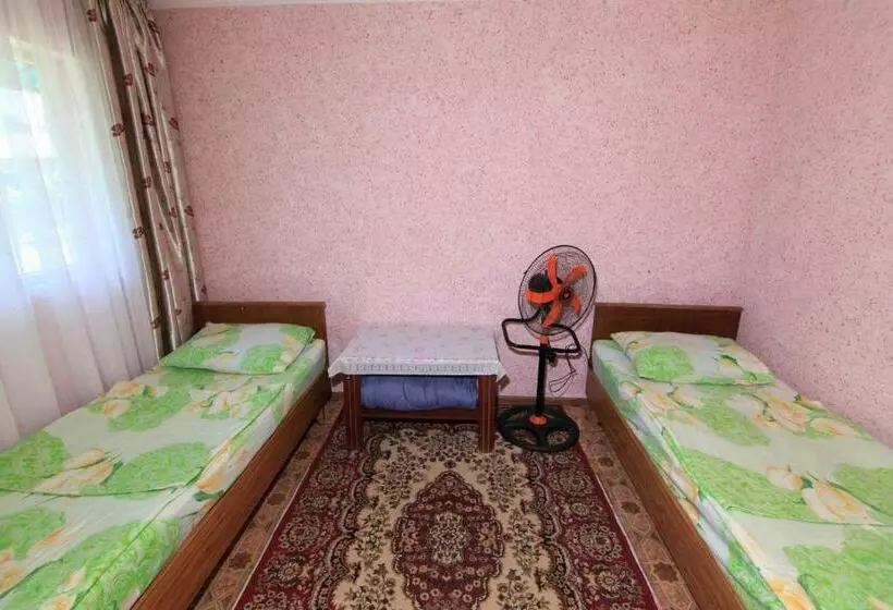 پانسیون Nomads Home