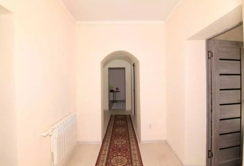 پانسیون Nomads Home