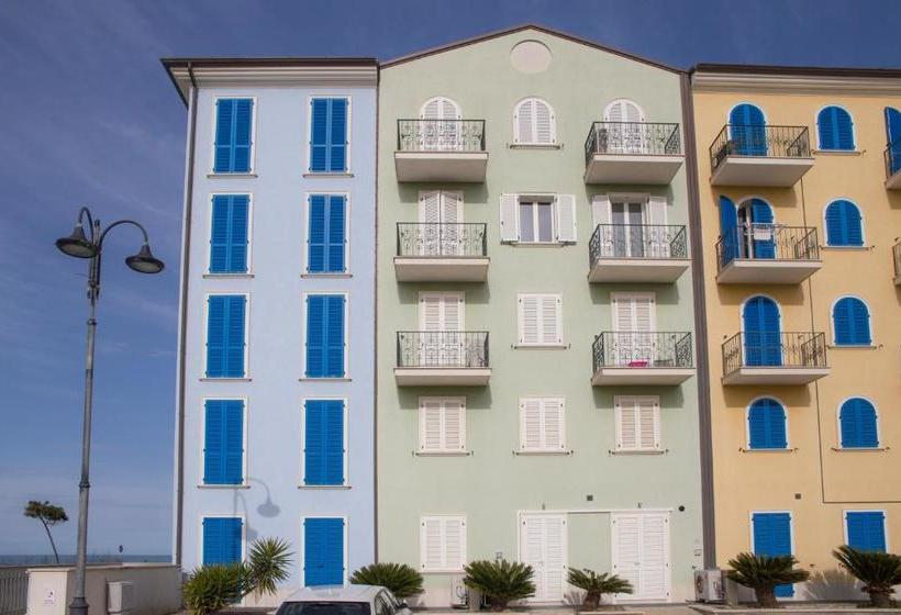 פנסיון Rooms A Due Passi Dal Mare