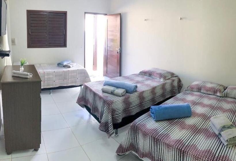 هاستل Maramar Chalés