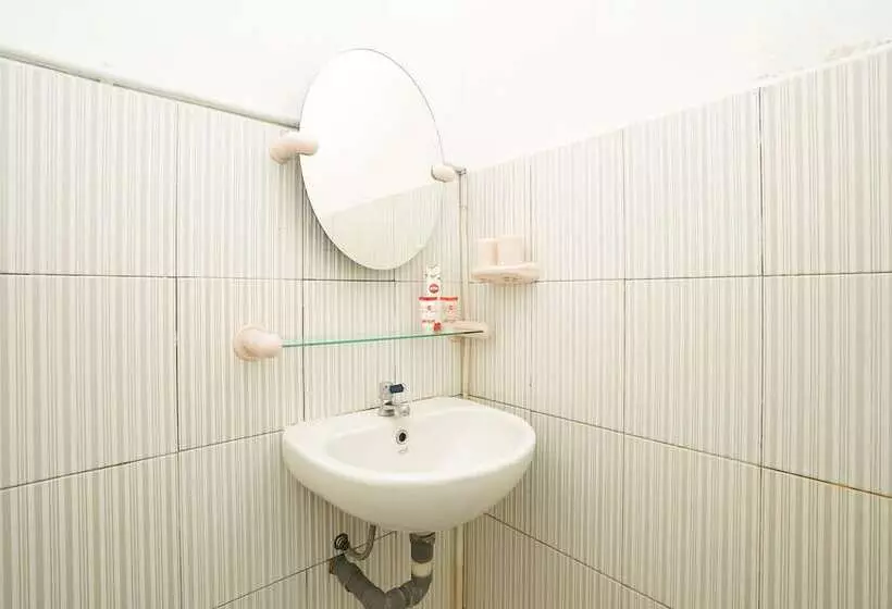 هتل Oyo 661 Galaxy Homestay