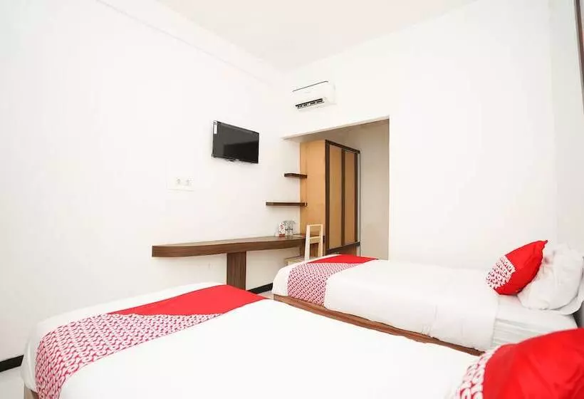 هتل Oyo 661 Galaxy Homestay