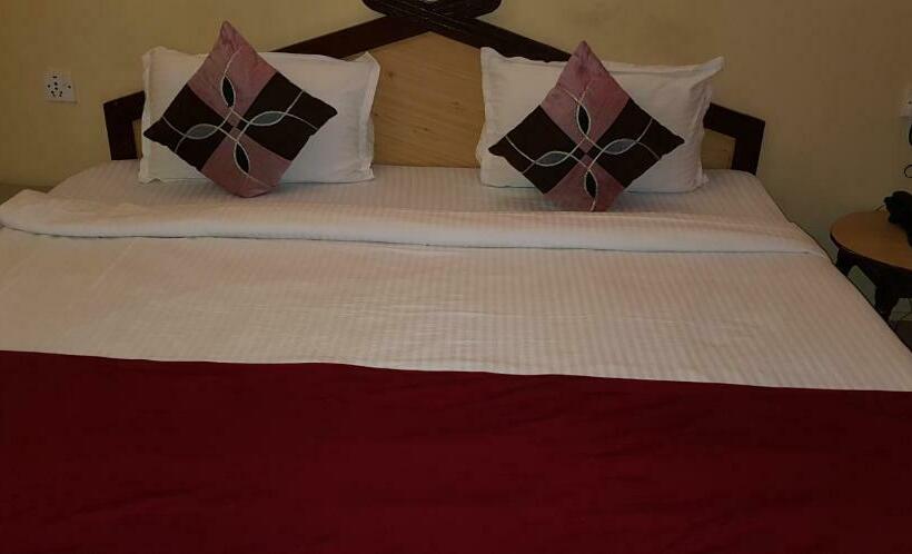 Hotelli Unique Rooms In The Heart Of Baga Beach