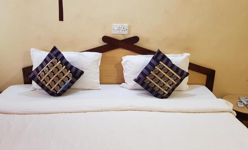 Hotelli Unique Rooms In The Heart Of Baga Beach