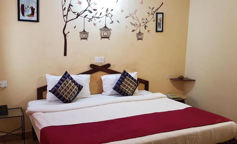 Hotelli Unique Rooms In The Heart Of Baga Beach