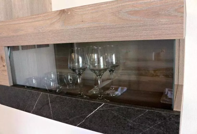 Paradeisos Residence Sas