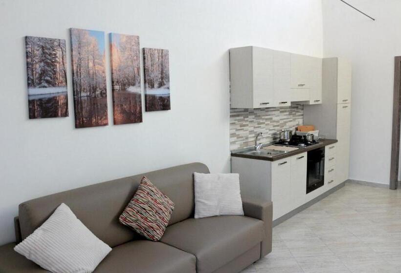 Paradeisos Residence Sas