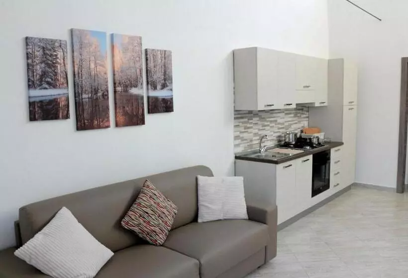 Paradeisos Residence Sas