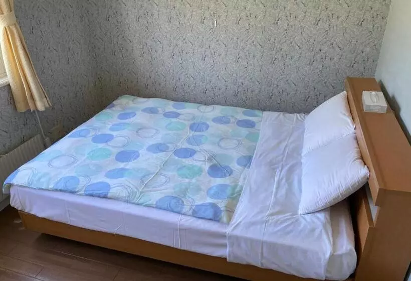 پانسیون Chitose Guest House Oukaen