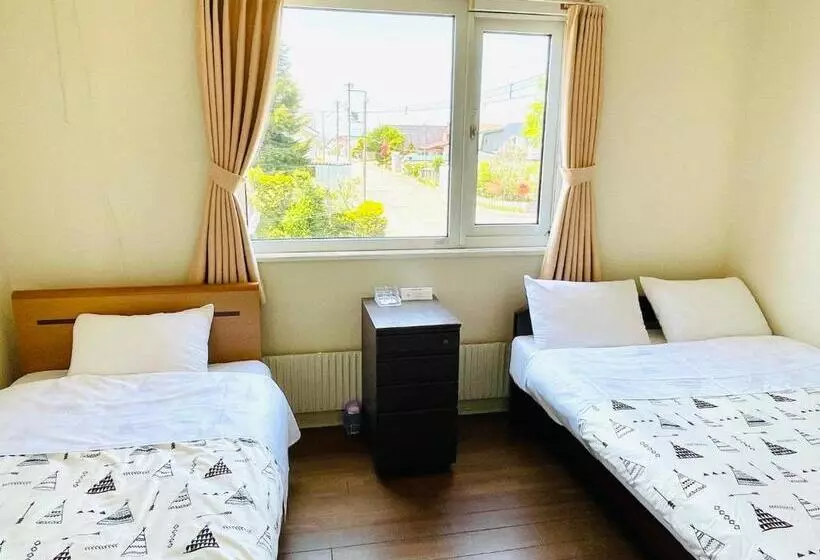 پانسیون Chitose Guest House Oukaen