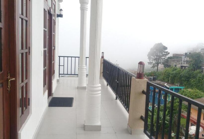 Pensionat Grand View Guest House