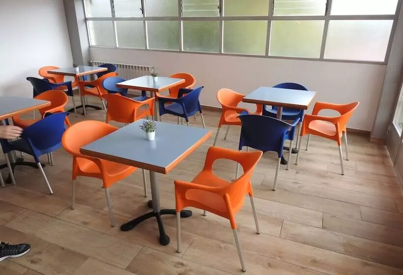 Albergue Buen Camino Tui