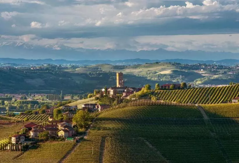 Majatalo Angolo Divino